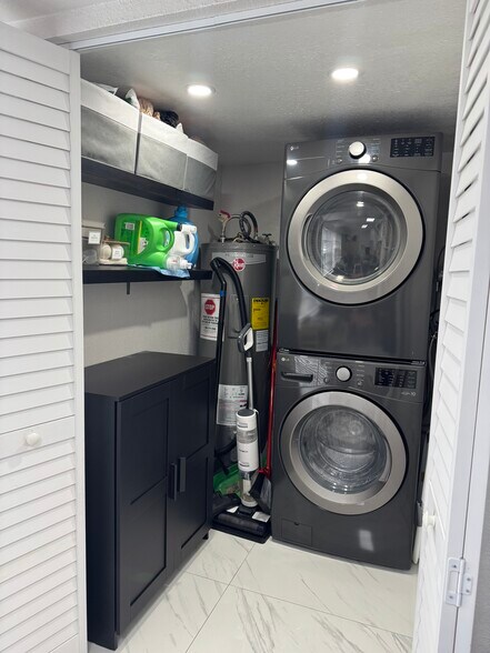 Building Photo - 13299 SW 112th Ter