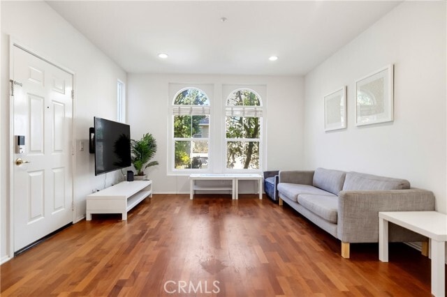 Building Photo - 303 Terra Bella