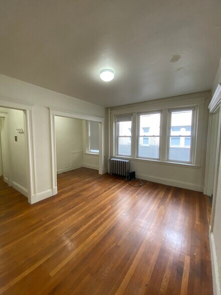 Building Photo - 1167 Boylston St