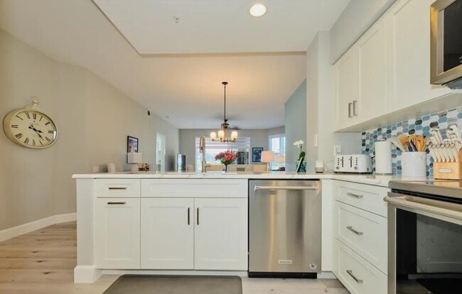 Building Photo - 16400 Millstone Cir