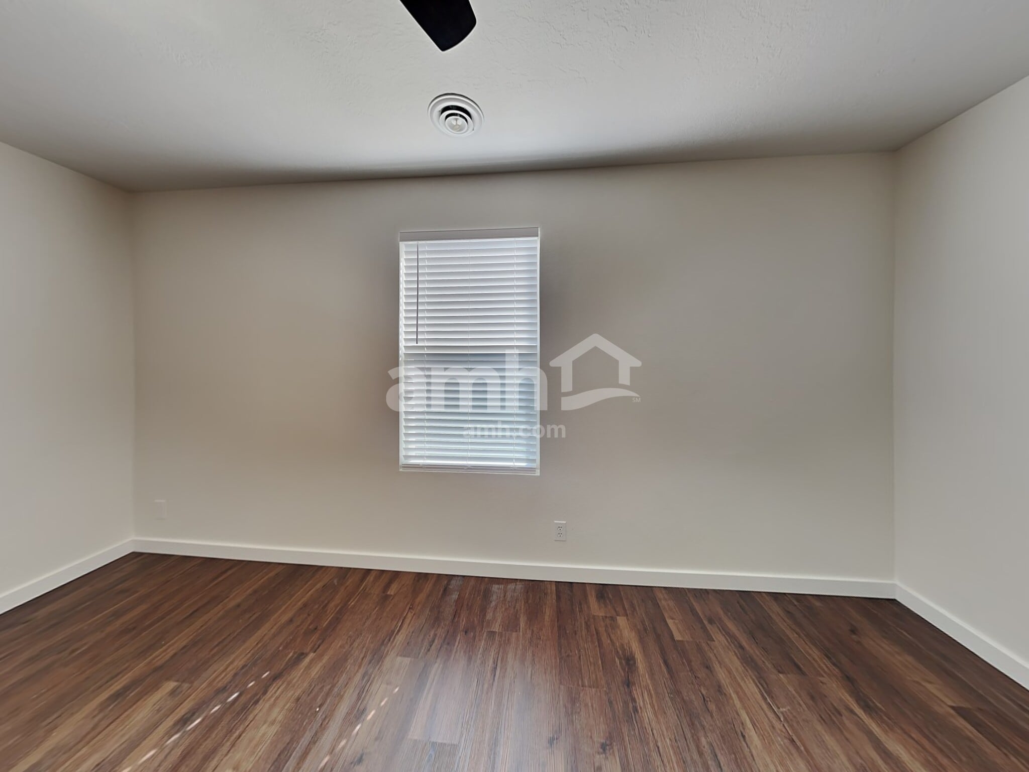 Building Photo - 19735 Susquehanna Way