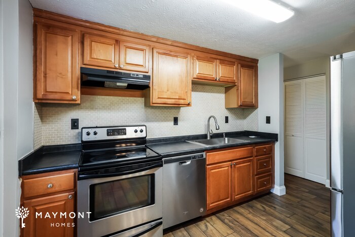 Building Photo - 1137 Beechridge Ct