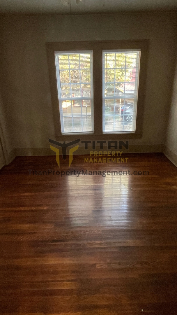 Building Photo - 2Bed/1Bath House