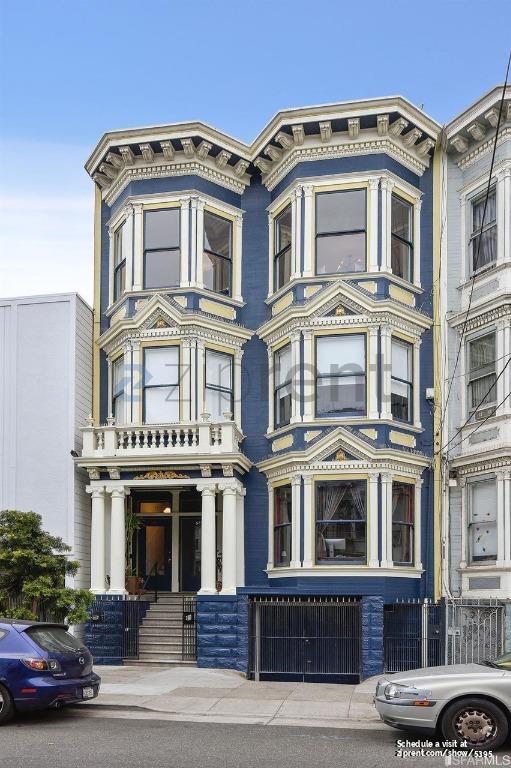 Building Photo - 643 Cole St