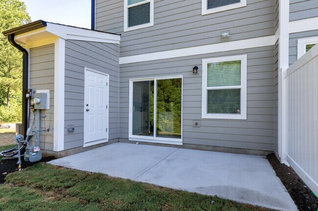 Building Photo - 341 Old Grove Ln