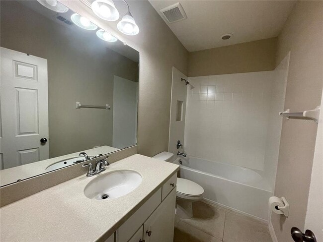 Building Photo - 1061 Amber Leaf Trl