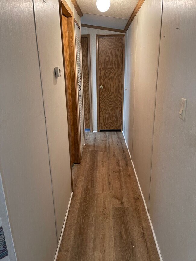 Building Photo - 3 bedroom home Fayetville PA!