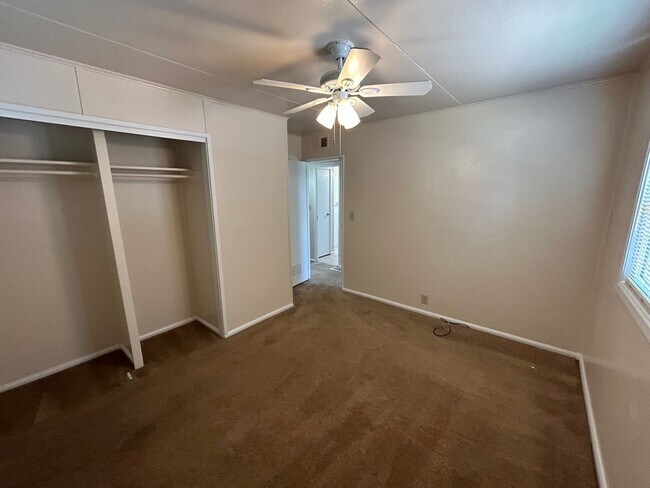 Building Photo - single family home