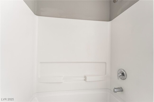 Building Photo - 8750 Cerrito Canyon Ct