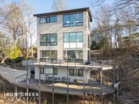 Building Photo - Luxury Furnished Home on Town Mountain