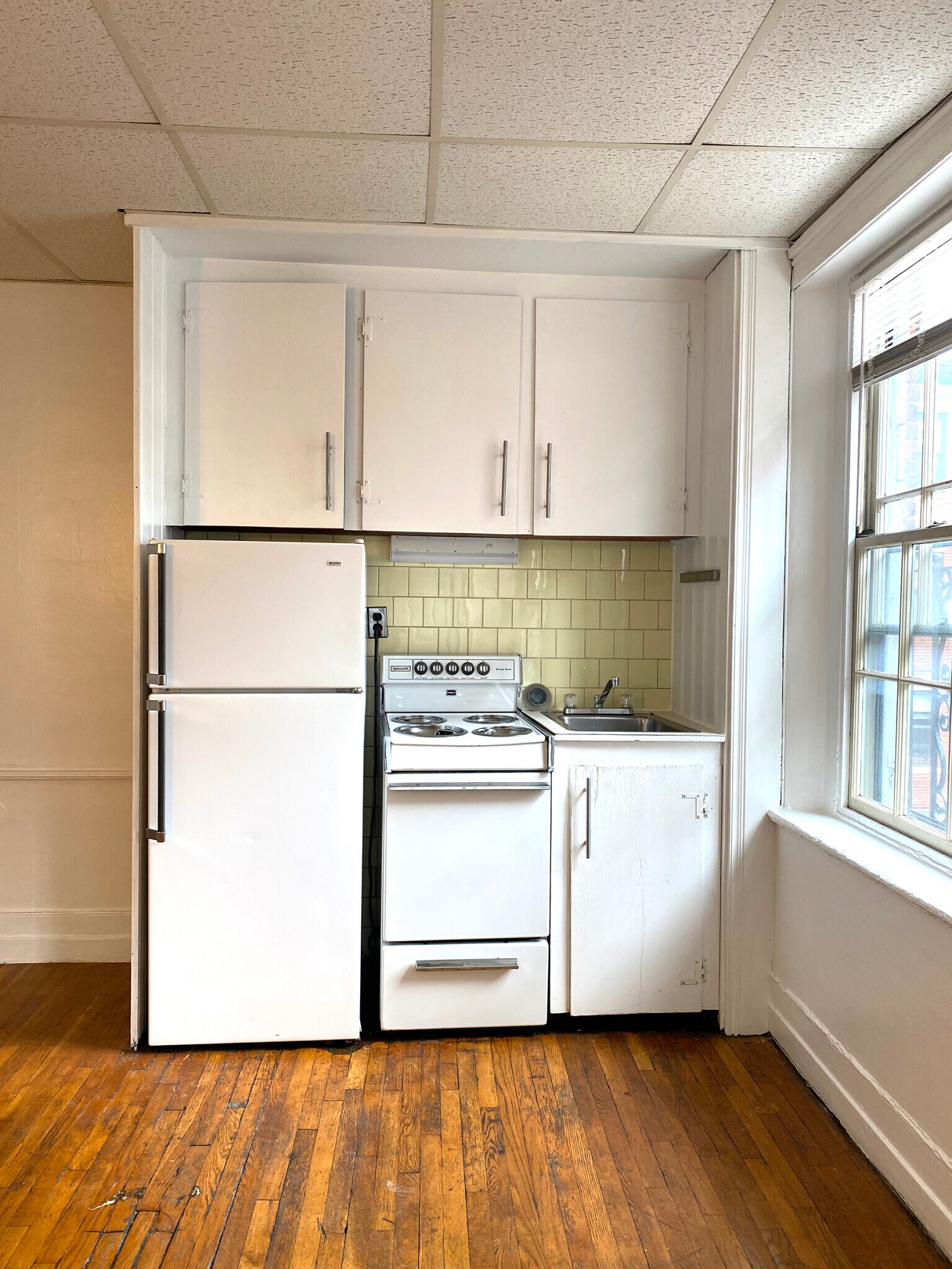 Building Photo - 90 Myrtle St