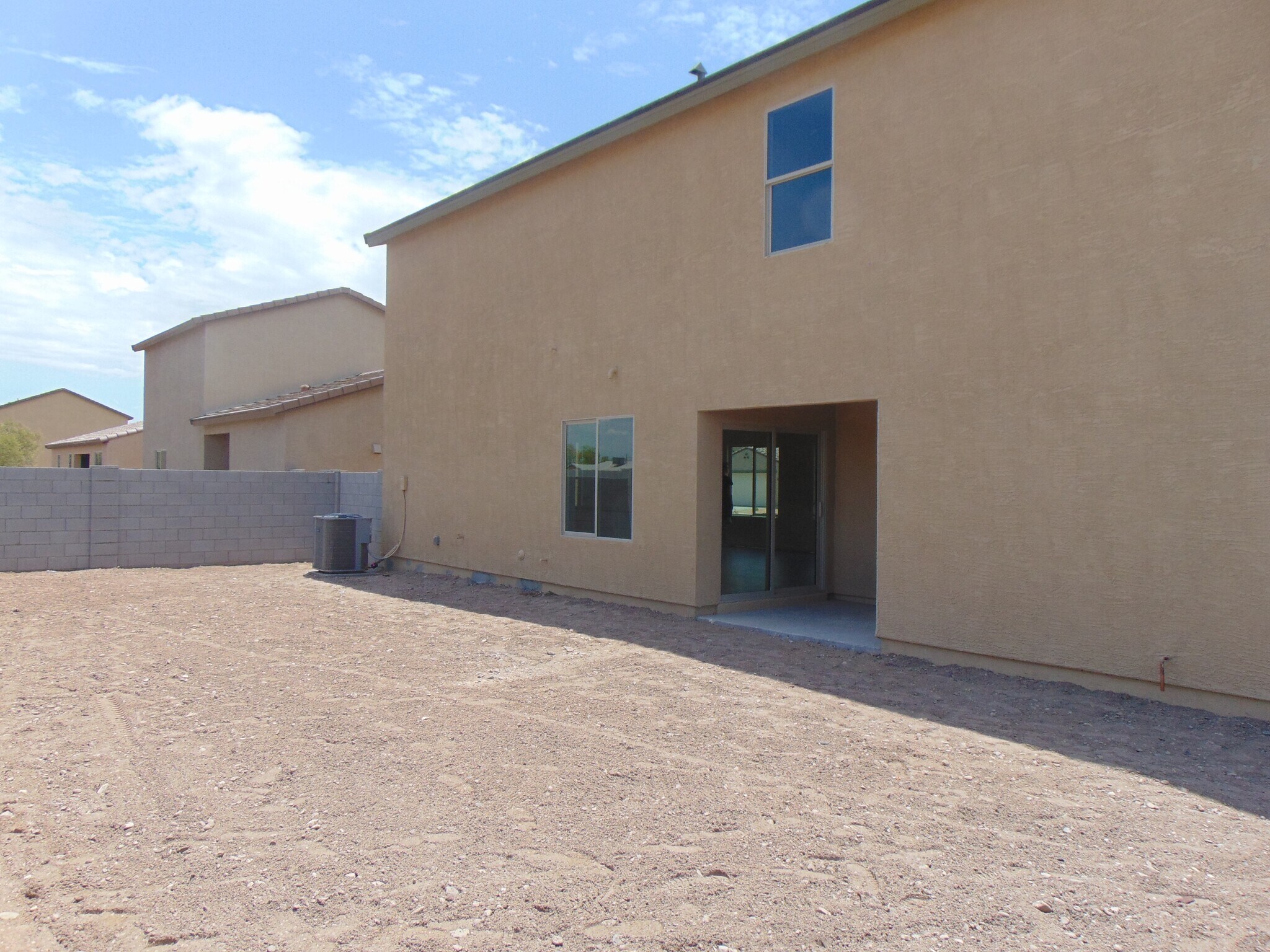 Building Photo - 806 W Caroline St