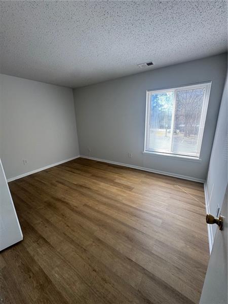 Building Photo - 3256 Covington Dr