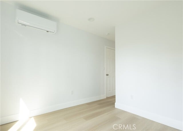 Building Photo - 4937 Taft St