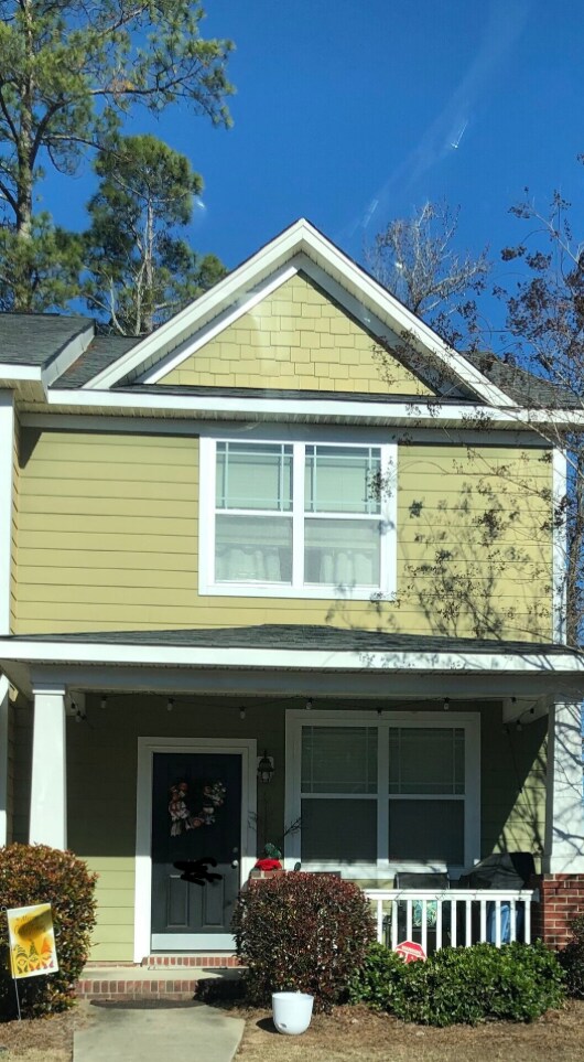 Building Photo - 830 Forest Park Rd
