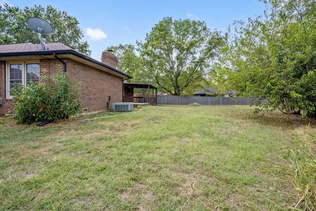 Building Photo - 3225 S Kimbrough Ct
