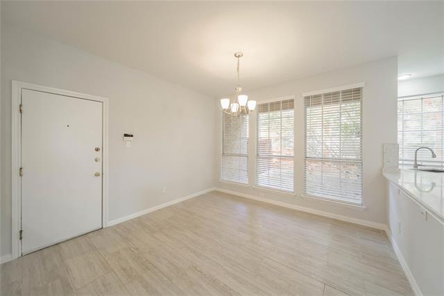 Building Photo - 2616 Barrington Dr