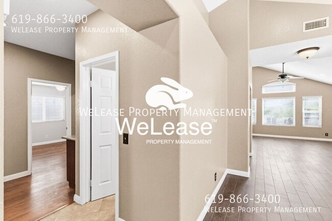 Building Photo - 39605 Calle San Clemente