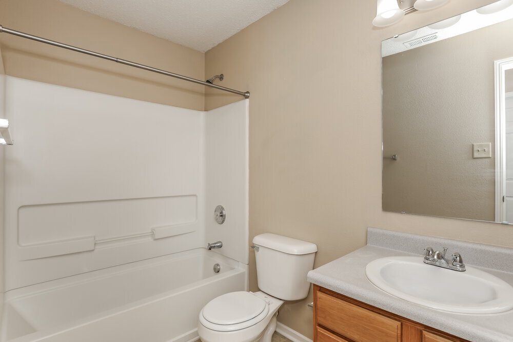 Building Photo - 15213 Beam St