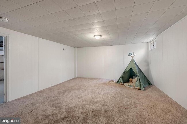 Building Photo - 183 Stanmore Rd