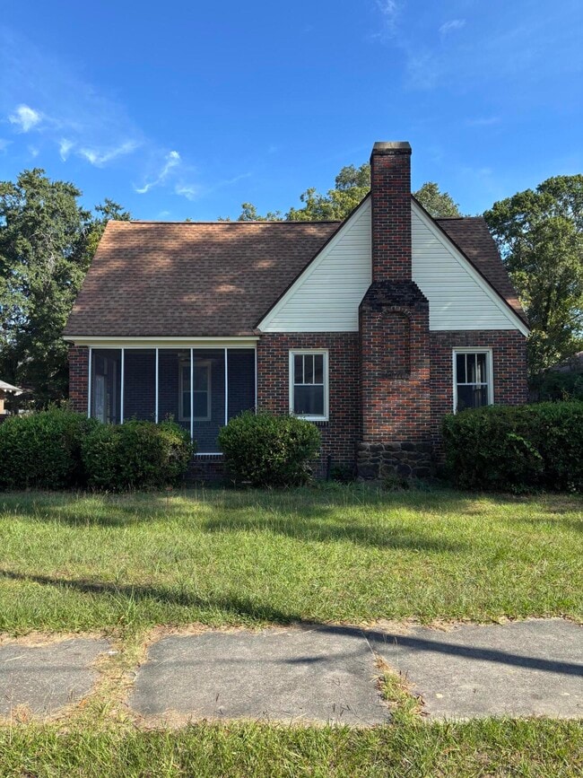 Primary Photo - 41 W Charlotte Ave