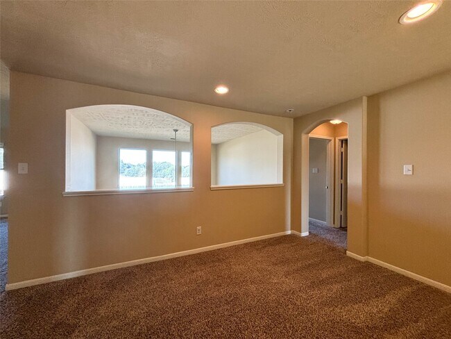 Building Photo - 2815 Defoe Drive