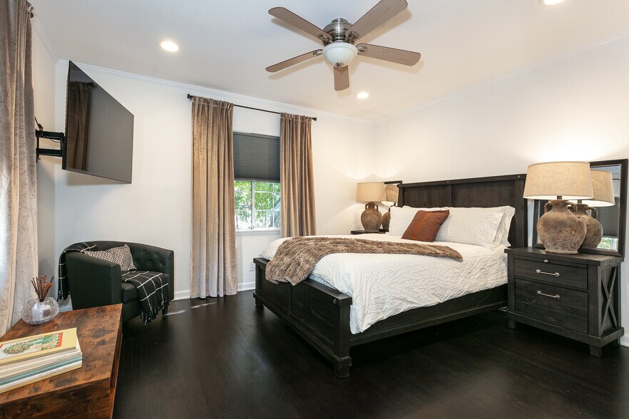 Bedroom #2 - 5825 Fulton Ave