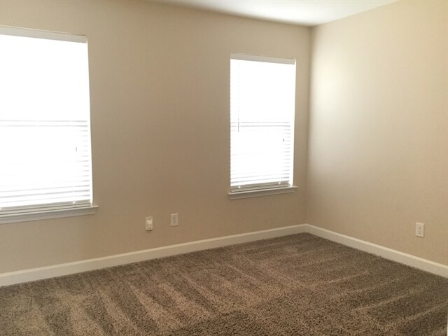 Building Photo - 982 Ramsgate Dr SW