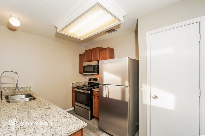 Building Photo - 10607 Terrace Crest