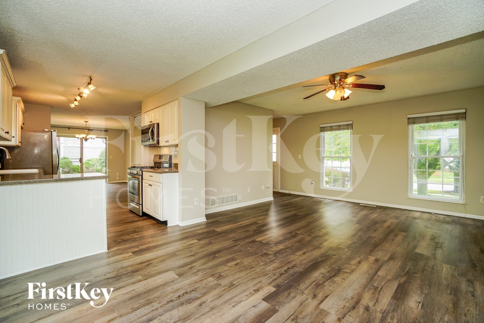 Building Photo - 5241 Frisco Dr