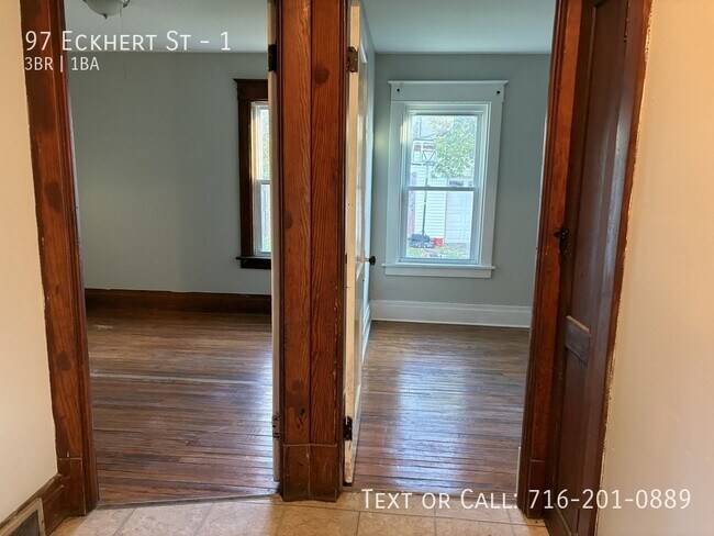 Building Photo - 97 Eckhert St