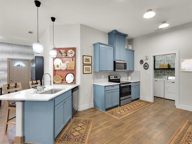 Building Photo - 2721 Beechwood St