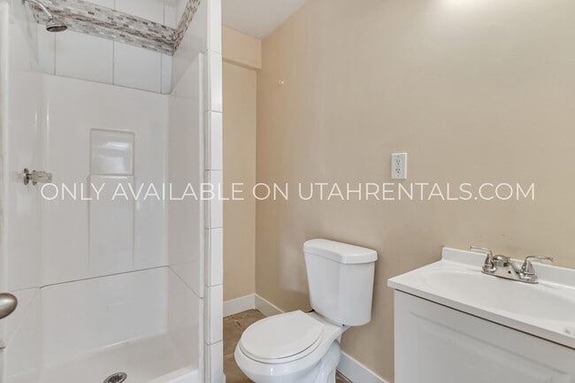 Building Photo - 3053 Sage Loop