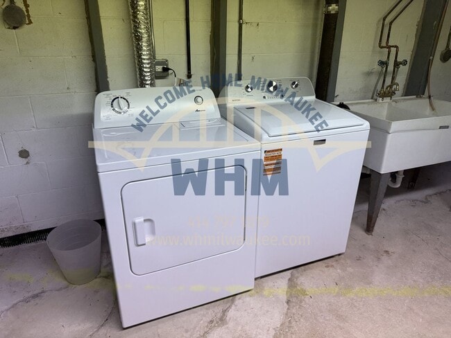 Building Photo - 4325 N 142nd St