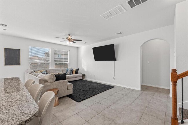 Building Photo - 6113 Lavaca Dr