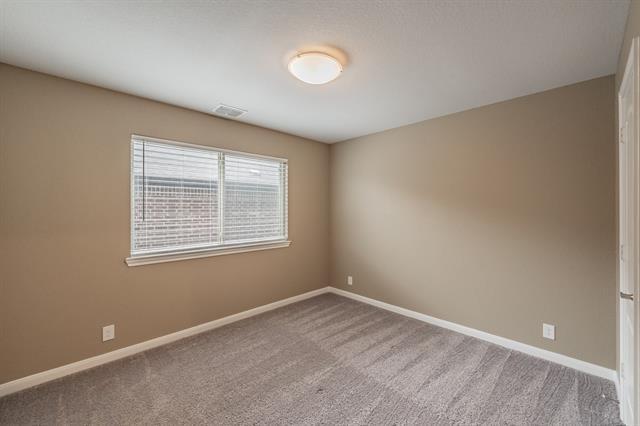Building Photo - 1116 Kingbird Ln