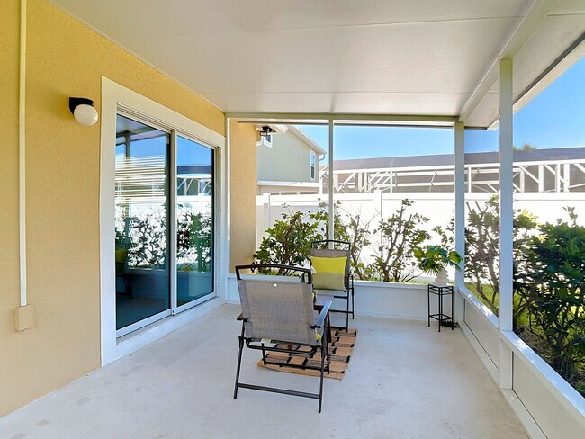 Building Photo - 221 W Fiesta Key Loop