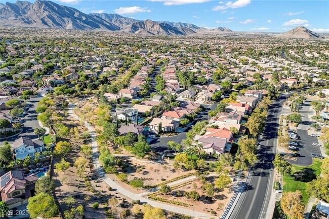 Building Photo - 9704 Cameo Rose Ln