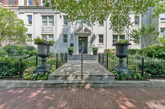 Building Photo - 1425 Rhode Island Ave NW