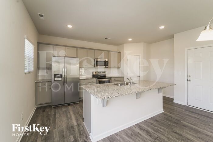 Building Photo - 6310 Mosley Glen Dr