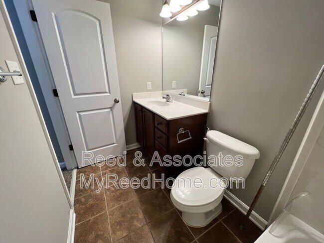 Building Photo - 137 W Porter Run Dr