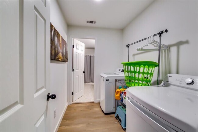 Building Photo - 2508 Connally Dr