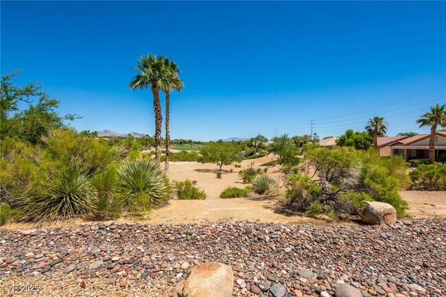 Building Photo - 10248 Santo Nina Ct