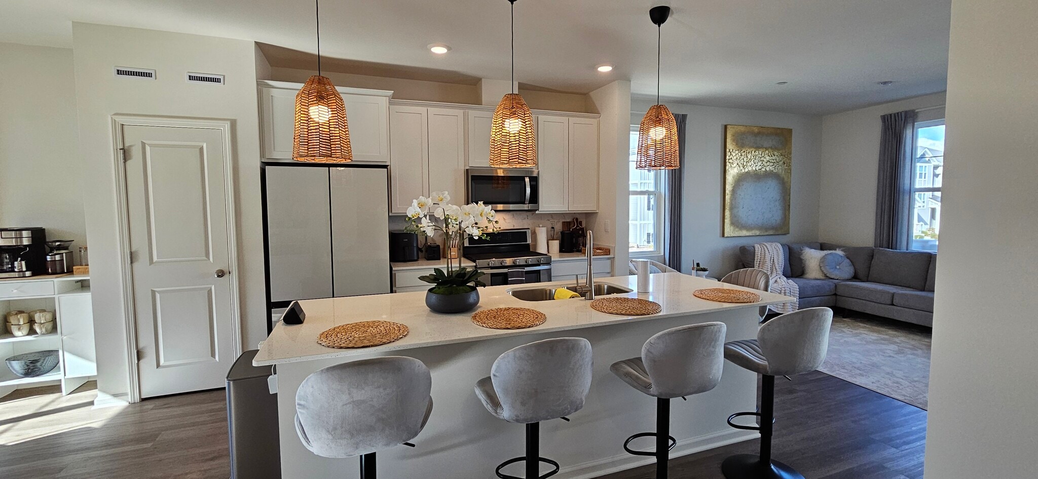 Building Photo - 2227 Glacier St