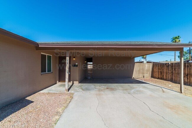 Building Photo - 507 S Hunt Dr