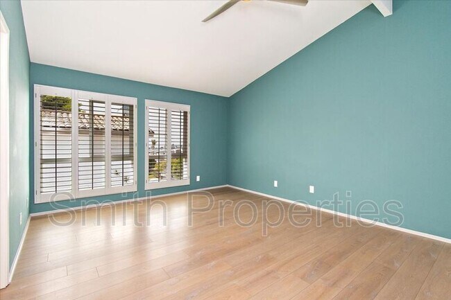 Building Photo - 122 S Guadalupe Ave