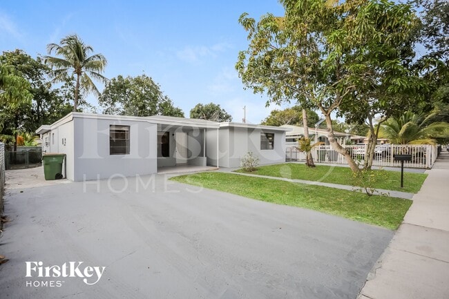 Building Photo - 1155 NW 127th St