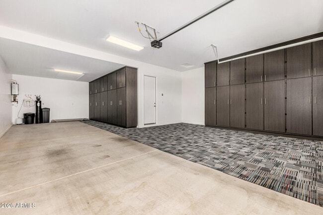 Building Photo - 35532 N Sunset Trail