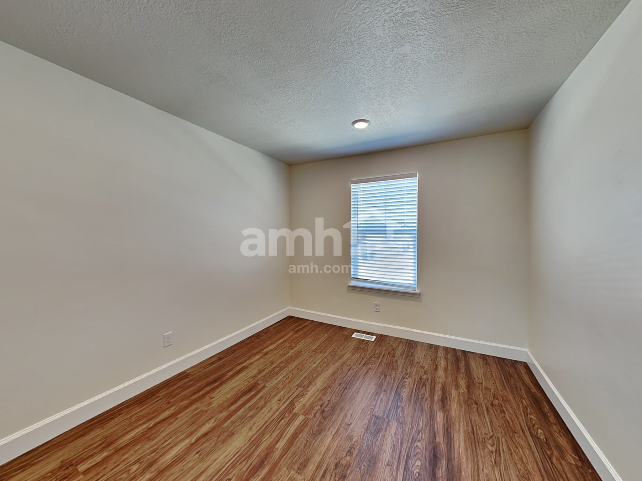 Building Photo - 1223 White St