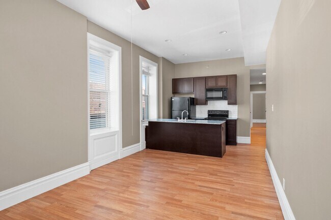 Building Photo - Attn: PARTY ANIMALS